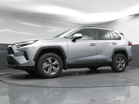 Used 2024 Toyota RAV4 LE image 22