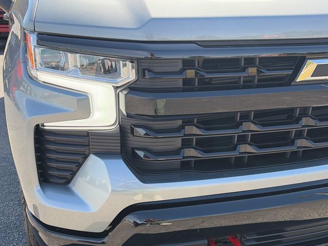 Used 2025 Chevrolet Silverado 1500 LT Trail Boss w/ Convenience Package II AWD/4WD image 13