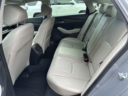 Used 2025 Honda Accord EX-L image 4
