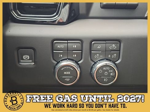 New 2026 GMC Sierra 1500 AT4 w/ AT4 Premium Package AWD/4WD image 23