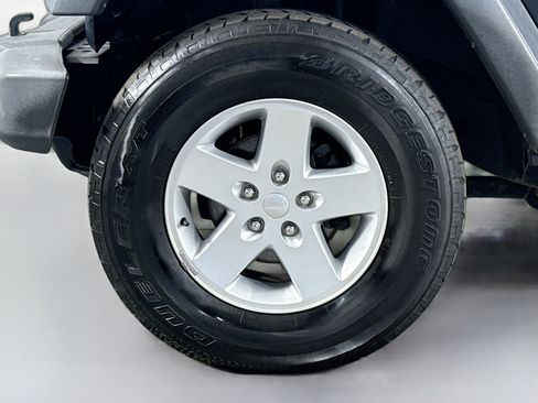 Used 2017 Jeep Wrangler Unlimited Sport w/ Quick Order Package 24S image 37