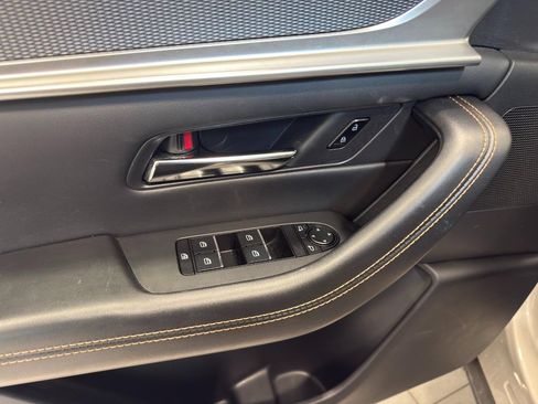 Used 2025 MAZDA CX-90 3.3 Turbo w/ Premium Sport Pkg image 10