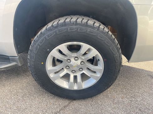 Used 2018 Chevrolet Tahoe LT image 14