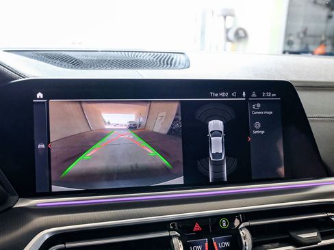 Used 2020 BMW X6 sDrive40i w/ M Sport Package image 20