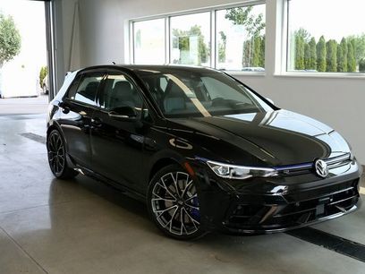 New 2025 Volkswagen Golf