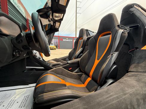 Used 2022 McLaren 720S Performance RWD image 30