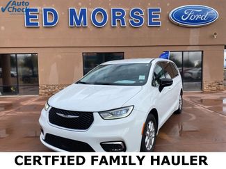 Used 2024 Chrysler Pacifica Touring-L video 1