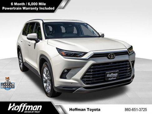 Used 2024 Toyota Grand Highlander AWD image 1
