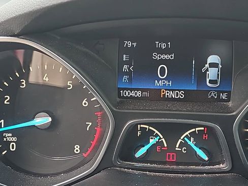 Used 2019 Ford Escape SE image 16