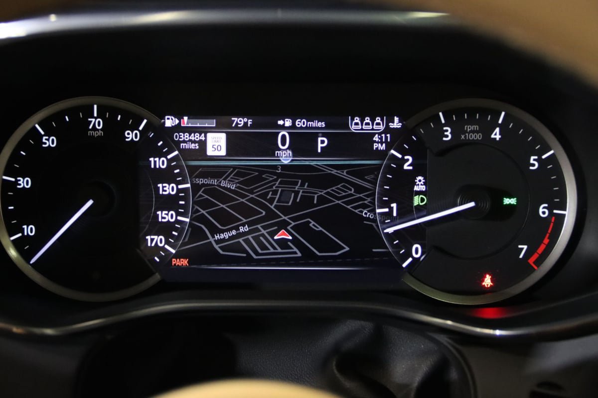Used 2023 Jaguar F-PACE S AWD/4WD image 35