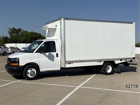 Used 2024 Chevrolet Express 3500 w/ Power Convenience Package RWD image 1