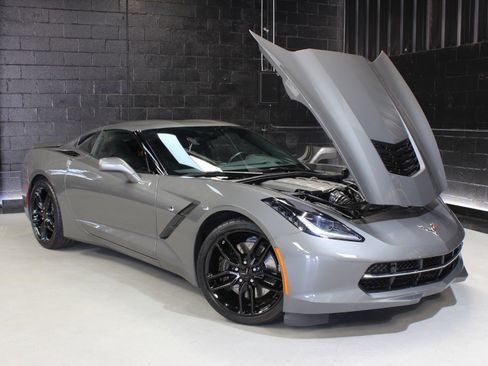 Used 2016 Chevrolet Corvette Stingray Coupe w/ 2LT Preferred Equipment Group image 30