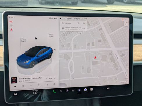 Used 2023 Tesla Model 3 Standard Range image 19