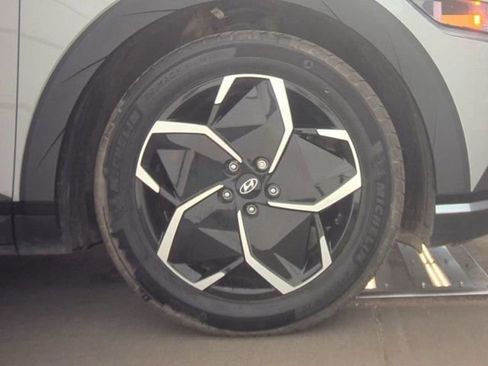 Used 2024 Hyundai Ioniq 5 SEL RWD image 24