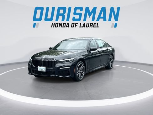 Used 2022 BMW 750i xDrive w/ Executive Package AWD/4WD image 4