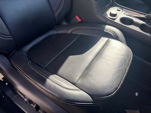 Used 2018 Chevrolet Traverse LT AWD/4WD image 29