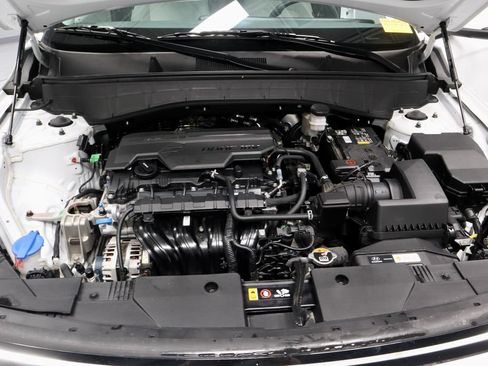 Used 2025 Hyundai Kona SEL FWD image 16