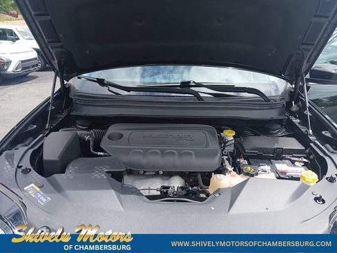 Used 2020 Jeep Cherokee Latitude Plus w/ Cold Weather Group AWD/4WD image 33
