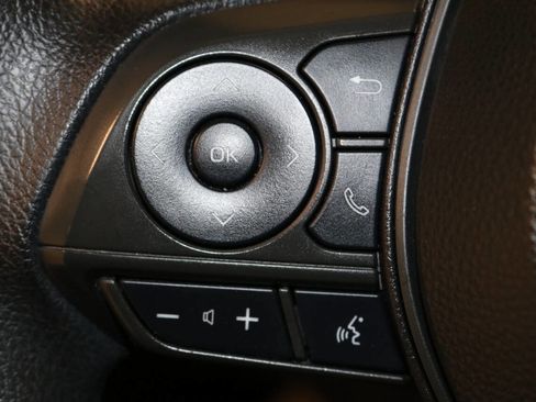 Used 2022 Toyota Corolla LE image 37