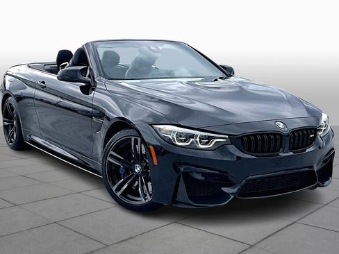 Used 2020 BMW M4 Convertible w/ Competition Package image 3