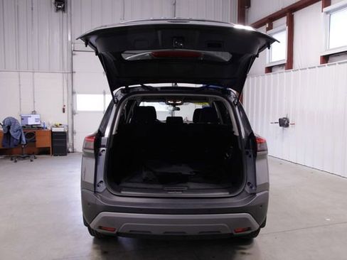 Used 2023 Nissan Rogue S image 19