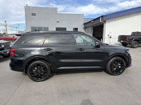 Used 2023 Kia Sorento SX FWD image 3