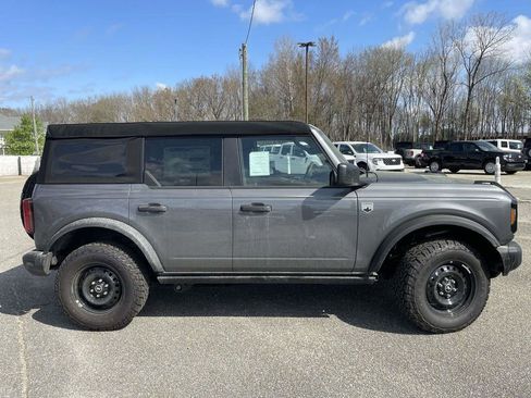 New 2026 Ford Bronco Big Bend w/ Black Diamond Package image 2