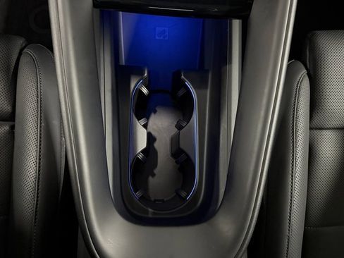 Used 2024 Porsche Macan 4 Electric image 19