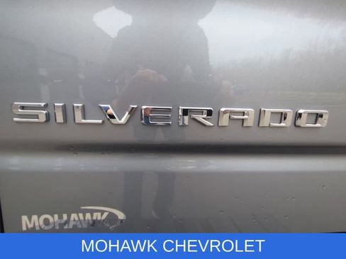 Used 2024 Chevrolet Silverado 1500 Custom image 32
