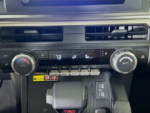 Used 2025 Toyota 4Runner TRD Off-Road image 24