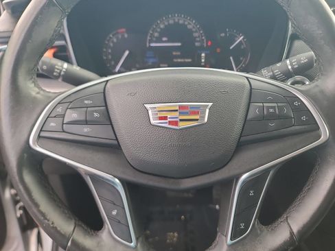 Used 2017 Cadillac XT5 Luxury image 13