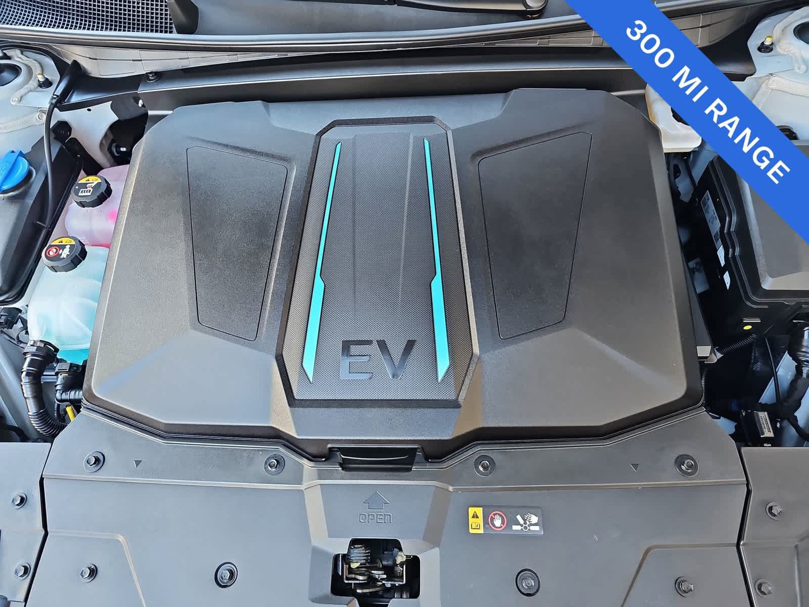 Certified 2024 Hyundai Ioniq 5 SE RWD image 13