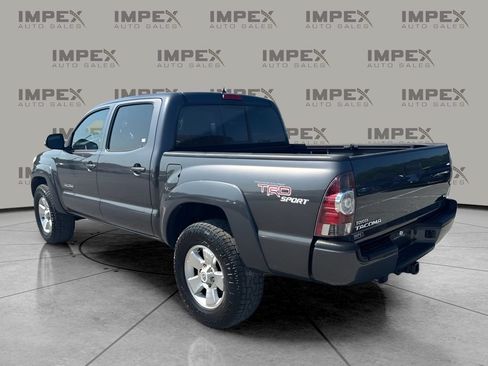 Used 2012 Toyota Tacoma 4x4 Double Cab w/ TRD Sport Pkg image 3
