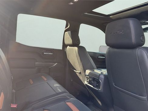 Used 2021 GMC Sierra 1500 AT4 w/ AT4 Preferred Package image 5