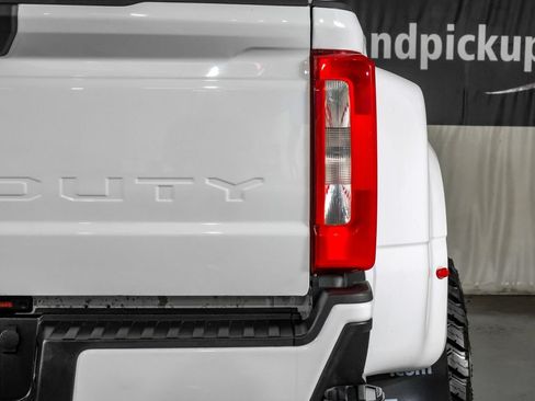 Used 2025 Ford F350 XLT AWD/4WD image 42