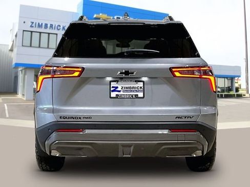New 2026 Chevrolet Equinox ACTIV w/ Convenience Package III AWD/4WD image 4