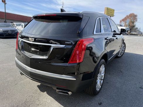 Used 2017 Cadillac XT5 Premium Luxury AWD/4WD image 4