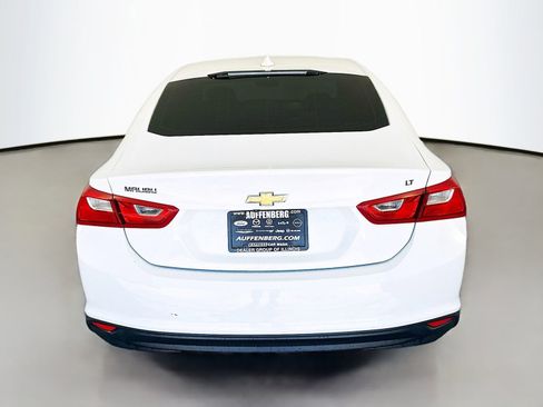 Used 2017 Chevrolet Malibu LT FWD image 6