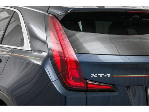 Certified 2022 Cadillac XT4 Premium Luxury w/ Enhanced Visibility Package AWD/4WD image 26