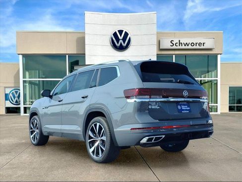 New 2026 Volkswagen Atlas SEL Premium R-Line AWD/4WD image 2