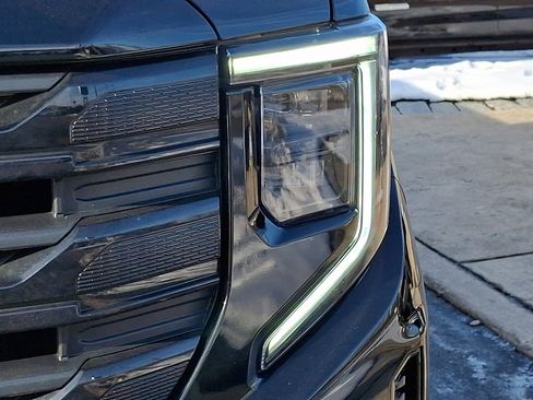 Used 2024 GMC Sierra 1500 Elevation w/ Max Trailering Package image 9