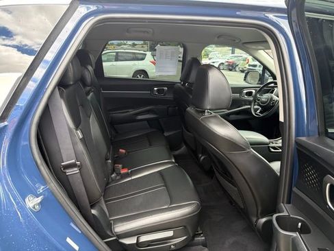 Certified 2024 Kia Sorento S AWD/4WD image 32