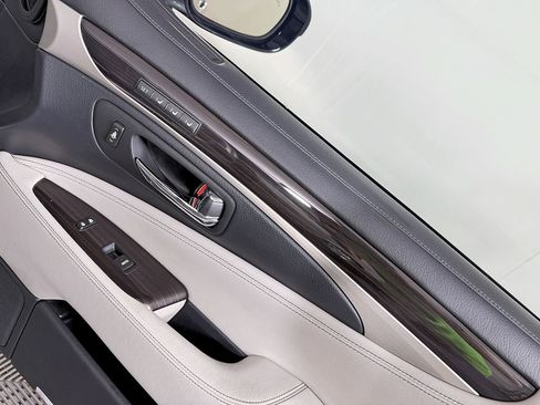 Used 2014 Lexus LS 460 w/ Comfort Package RWD image 52