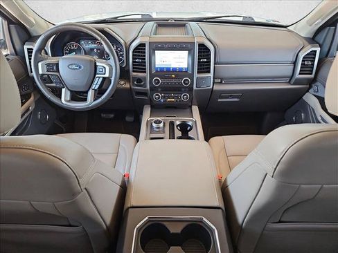 Used 2021 Ford Expedition XLT RWD image 19