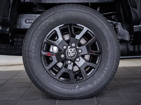 New 2026 Toyota Tacoma SR5 image 18