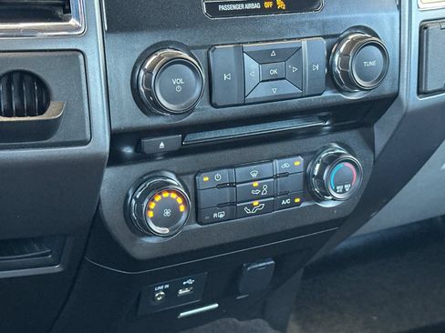 Used 2015 Ford F150 XLT w/ Equipment Group 301A Mid RWD image 18