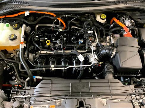 Used 2021 Ford Escape SE image 29