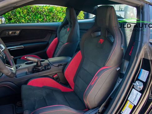 Used 2019 Ford Mustang Shelby GT350R w/ GT350R Equipment Group 920A RWD image 8