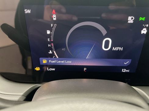 Used 2025 Buick Encore GX Preferred FWD image 11