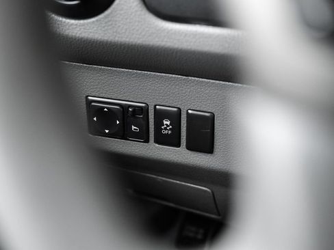 Used 2019 Nissan NV 2500 SV RWD image 24